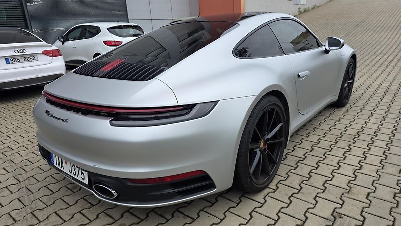 Porsche 911 (2020) 4S BOSE SERVIS TOP STAV - fotka 4 z 14