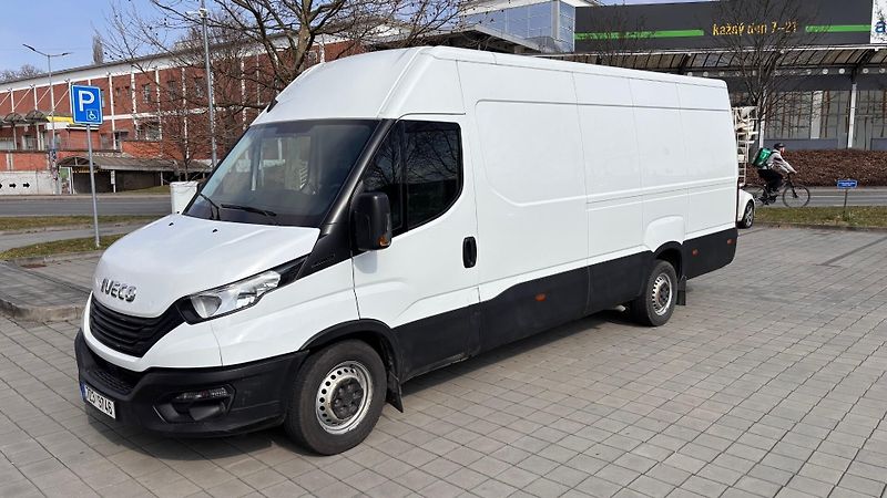 Iveco Daily (2023) 35S16V kamera 1MAJ.ČR 16m3 - fotografie inzerátu