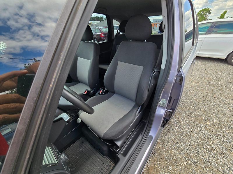 Opel Meriva (2005) 1.3 CDTi Enjoy - fotka 10 z 23