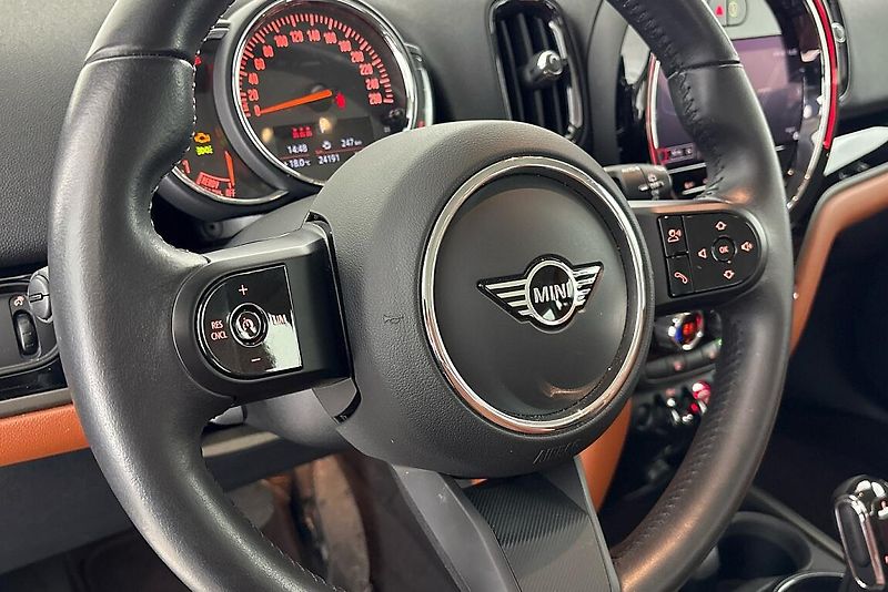Mini Countryman Cooper - fotka 19 z 22