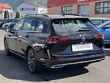 Volkswagen Golf (2023) 1.5TSi, ČR, LED, kamera - náhled 6