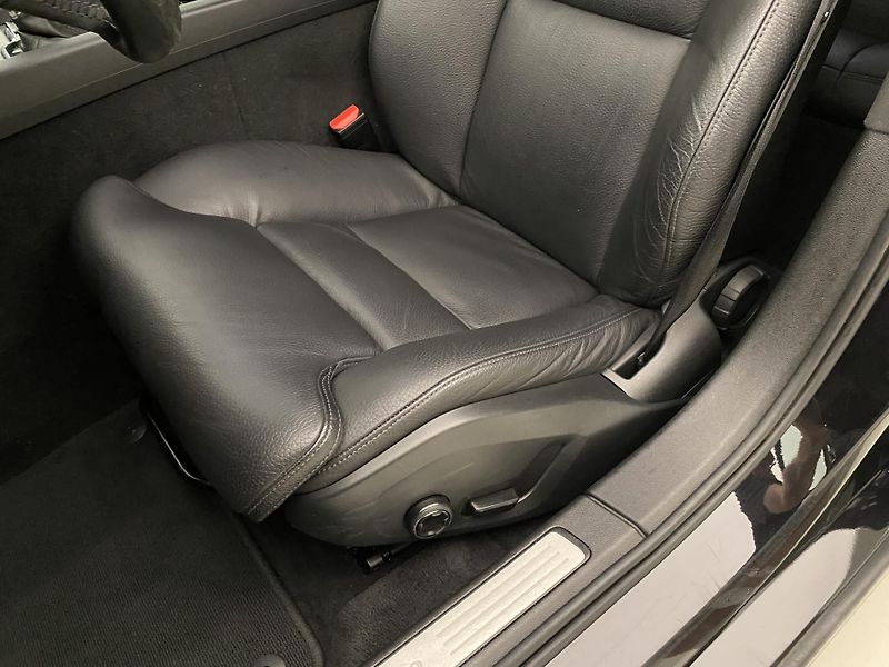 Volvo V60 D3 AWD INSCRIPTION REZERVACE - fotka 25 z 42