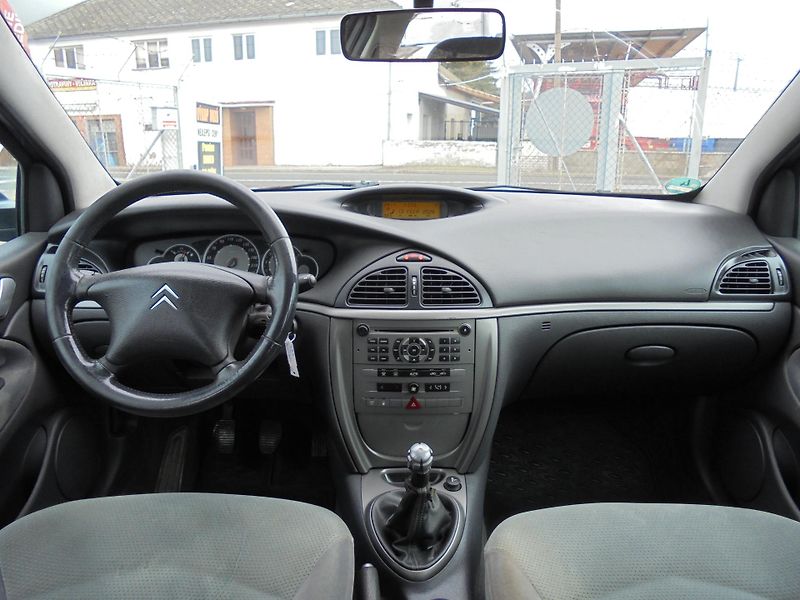 Citroën C5 (2006) 1.6 HDI- KLIMA - TAŽNÝ - fotka 7 z 10