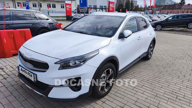 Kia XCeed (2021) 1.5 T-GDi, 2.maj,ČR, LED - fotka 1 z 3