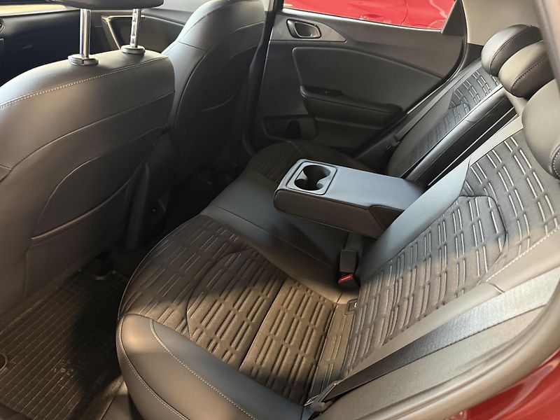 Kia XCeed 1,0 T-GDi GPF EXCLUSIVE - fotka 8 z 8