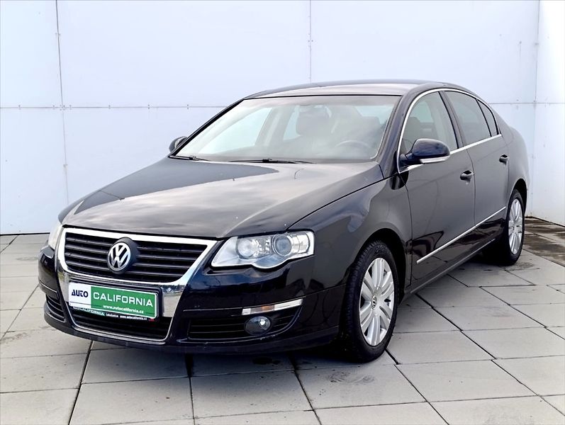Volkswagen Passat 2,0 TDi Bi-xenon,Kůže,Tempomat - fotka 2 z 30