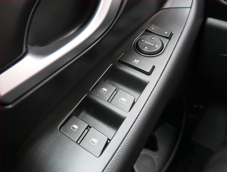 Hyundai i30 (2019) 1.4 CVVT, Serv.kniha, Tempomat - fotka 17 z 17