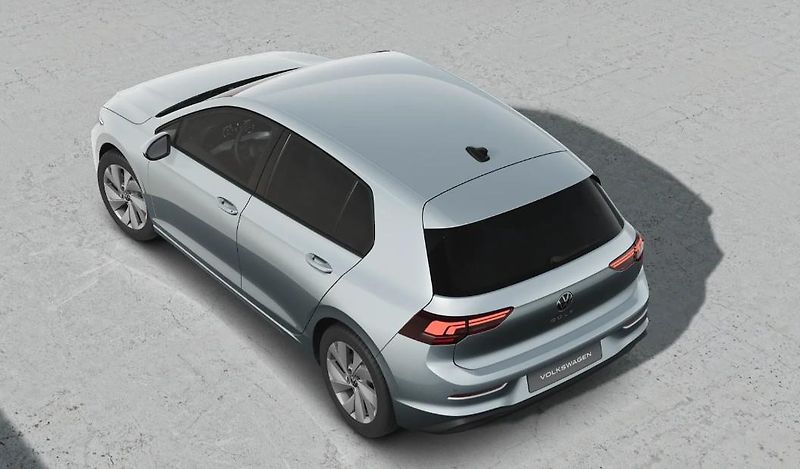 Volkswagen Golf 1,5 TSI 85 kW 6G - fotka 4 z 9