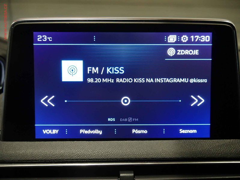 Peugeot 3008 (2020) 2.0 HDi, ČR, AT, navi, LED - fotka 16 z 23
