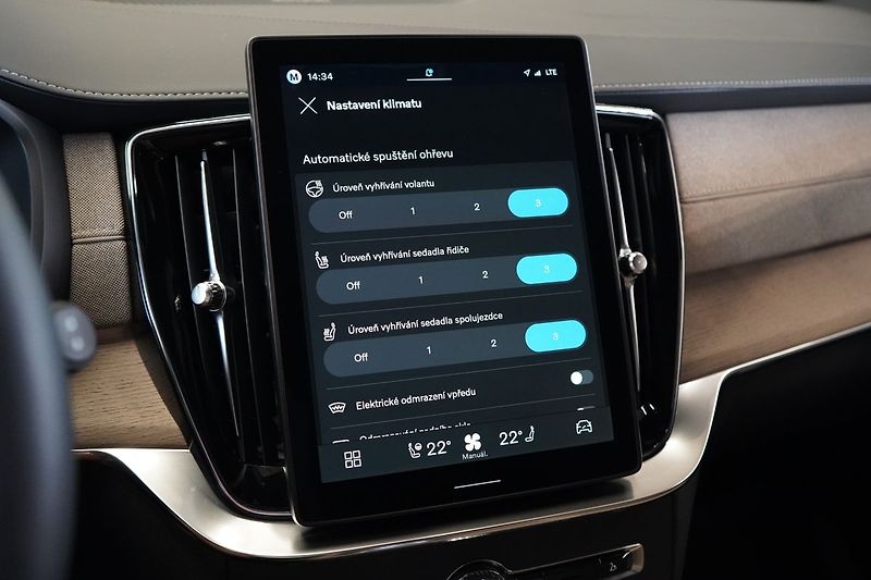 Volvo XC90 B5 AWD PLUS Dark, Vzduch, 360° - fotka 48 z 50