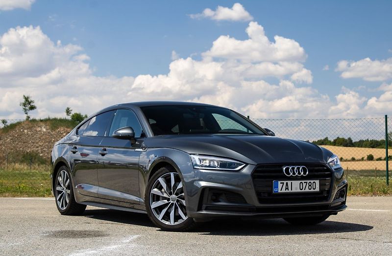 Audi A5 - fotka 3 z 19