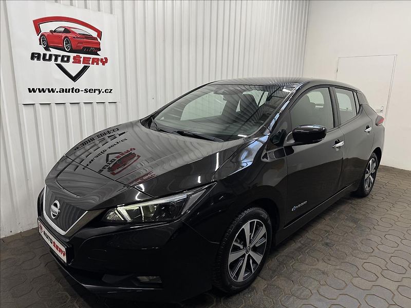 Nissan Leaf Electric drive 110kW Business - fotka 2 z 41