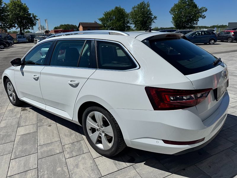 Škoda Superb (2018) 2,0 Tdi 110 Kw DSG STYLE + - fotka 7 z 32
