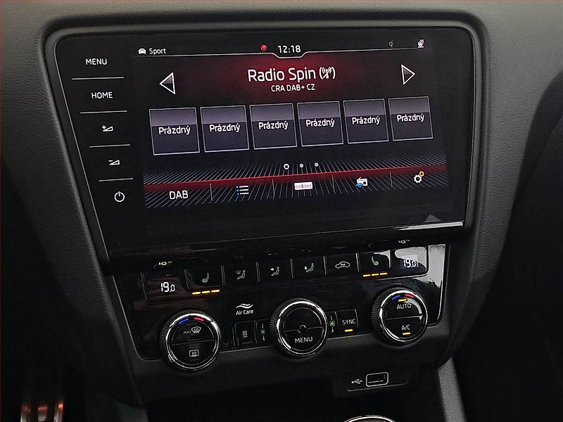 Škoda Octavia (2018) RS 2.0 TSI, Kůže, Navi - fotka 12 z 19