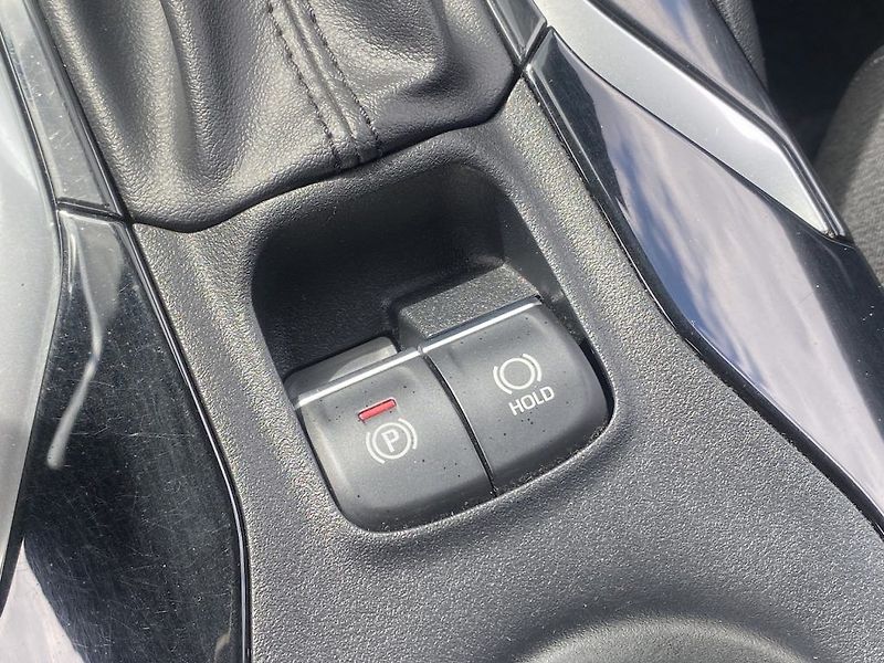 Toyota Corolla 2.0HEV, ČR-1m, ComTech, DPH - fotka 25 z 28