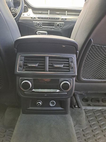 Audi Q7 (2017) - fotka 19 z 28