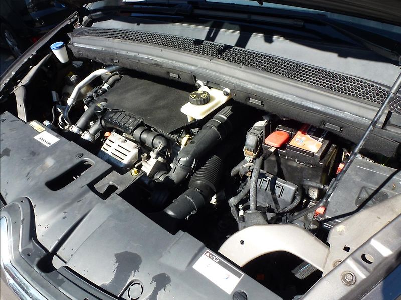 Citroën C4 Picasso 1,2 PureTech 130 6MAN Turbo  S - fotka 36 z 46