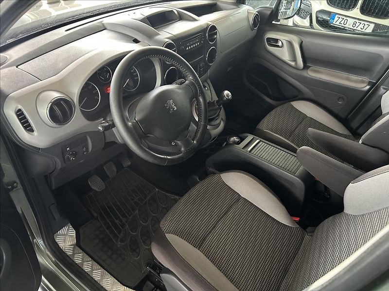 Peugeot Partner 1,6   HDi,PŮVOD ČR,SERVISKA - fotka 7 z 19