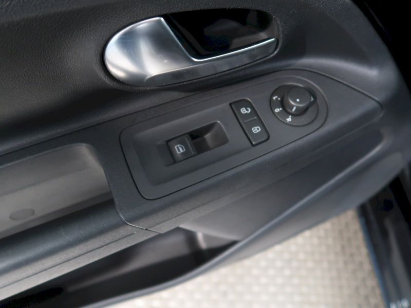 Škoda Citigo (2012) ELEGANCE 1.0MPI 55KW - fotka 20 z 21