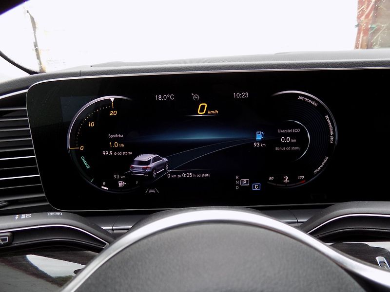 Mercedes-Benz GLE (2019) 300d/4-Matic/Full-Led/ - fotka 35 z 48
