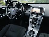 Volvo XC60 2.4D 4x4 AUT SERVISKA TAŽNÉ - náhled 23