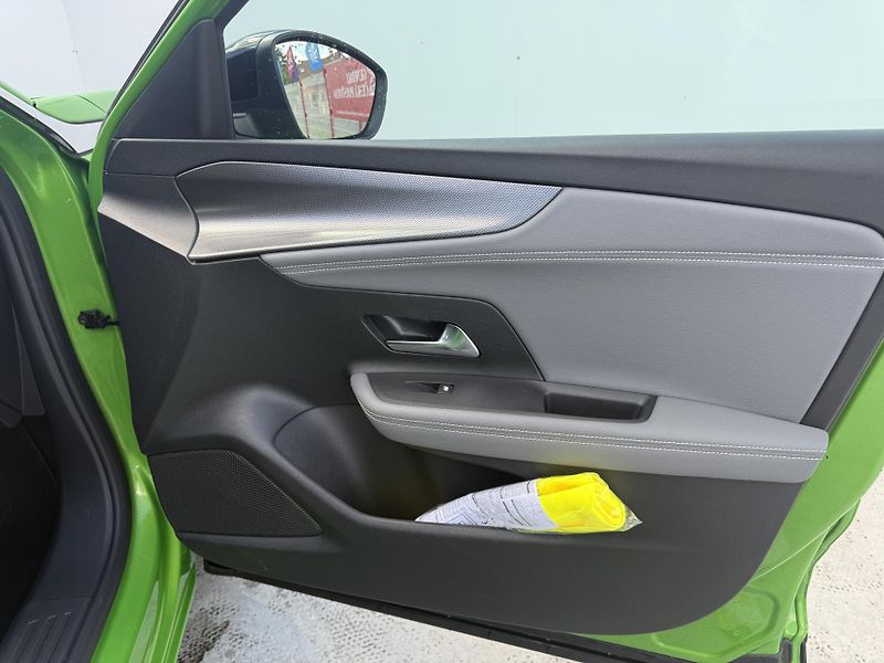 Opel Mokka (2024) 100 kW, servisní knížka - fotka 16 z 30