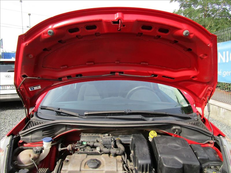 Peugeot 207 1.4i 54kW - fotka 35 z 35