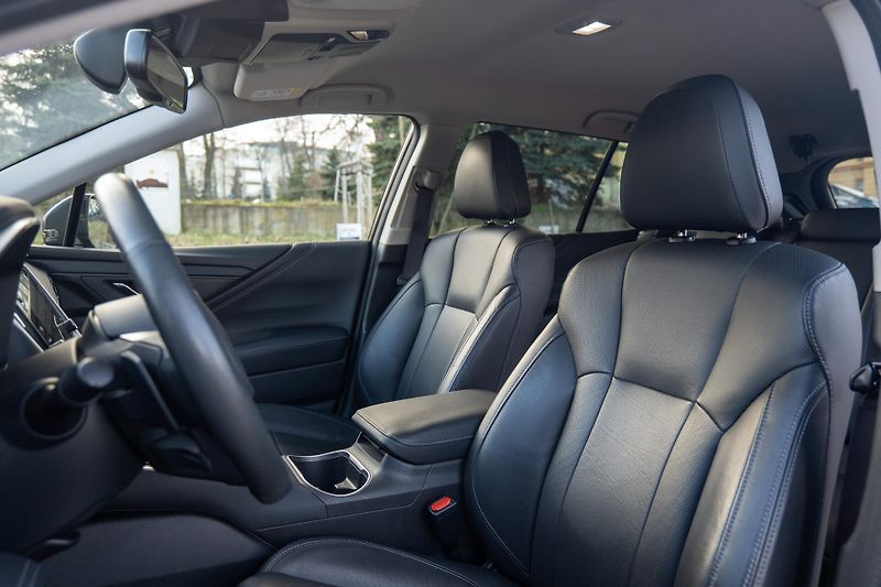 Subaru Outback 2.5i 4WD Comfort Skladem - fotka 10 z 34