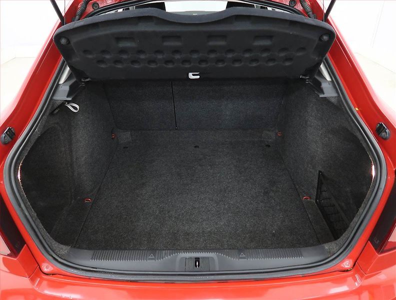 Škoda Octavia (2008) Ambiente Plus 1.6, LPG - fotka 13 z 18