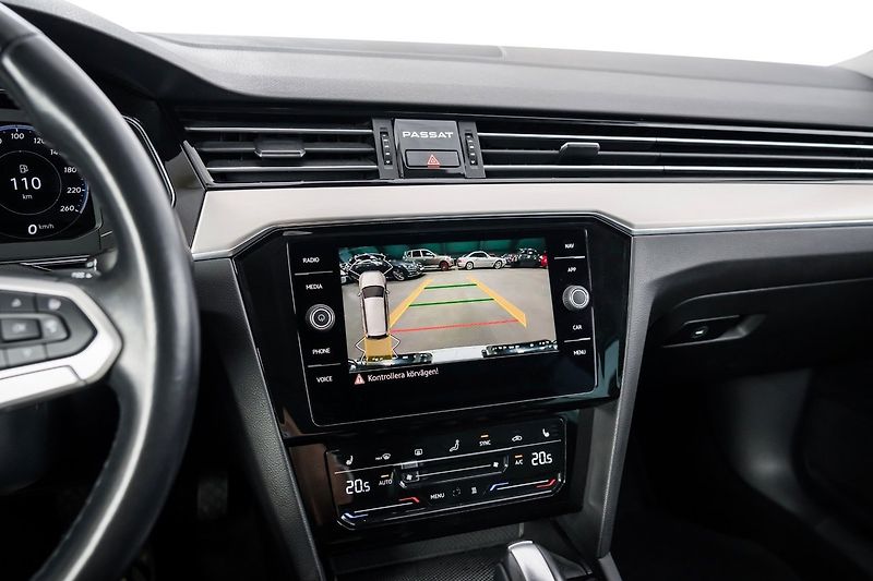 Volkswagen Passat TDI 4M 147kW R-Line - fotka 16 z 21