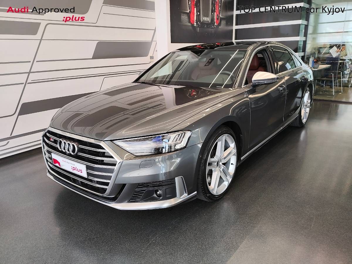 Audi S8 4.0 TFSI quattro (420kW/572k)