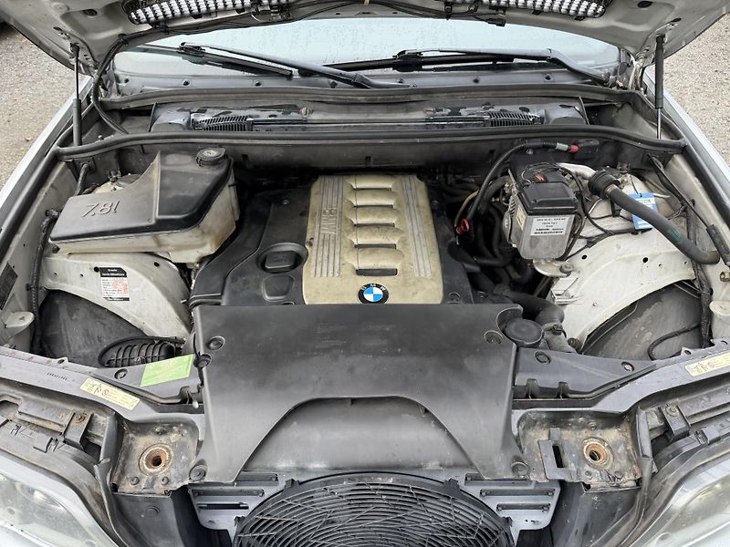 BMW X5 3.0 D 160kW  KŮŽE 4x4 - fotka 22 z 25