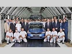Škoda Auto zahájila 23. srpna v Mladé Boleslavi výrobu nové kompaktní limuzíny Rapid. Vůz bude od října postupně uváděn na evropské trhy, příští rok v Číně a od roku 2014 v Rusku. Kapacita výrobní linky se postupně zvýší z 800 na 1200 vozů denně.