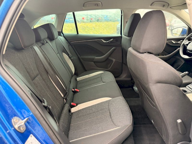Škoda Scala (2024) SELEC TSI 110/1.5 M6F - fotka 11 z 25