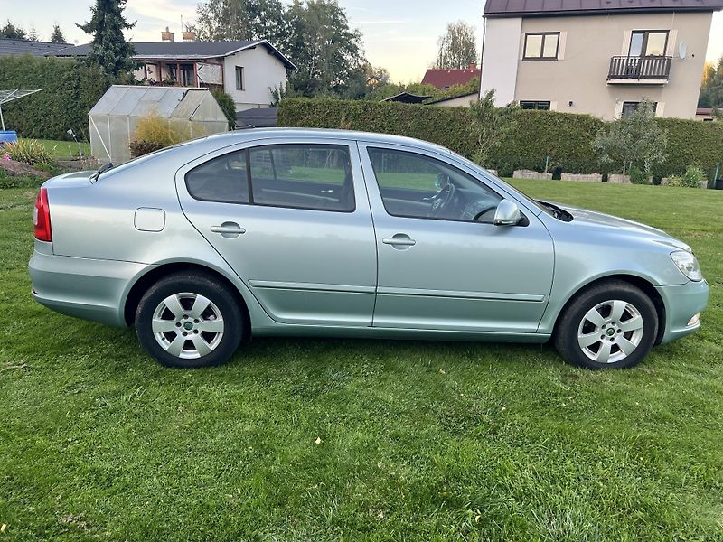Škoda Octavia 1.6TDI 77KW,DIGIKLIMA,WEBASTO - fotka 8 z 45