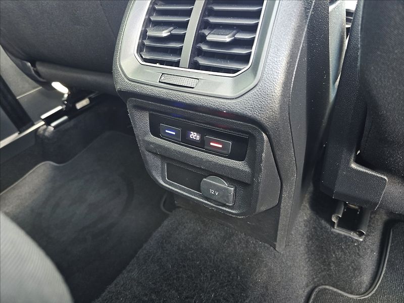 Volkswagen Tiguan 1,4TSi 110KW 4X4 Highline - fotka 37 z 49