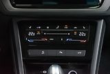 Volkswagen Touran 1.5 TSI TAŽNÉ*7.MÍST*DPH*ČR 1M - náhled 24