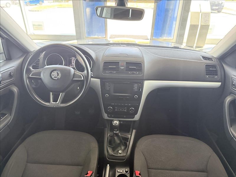 Škoda Yeti 2,0   TDI,4x4,PŮVOD ČR,2.MAJIT - fotka 9 z 23