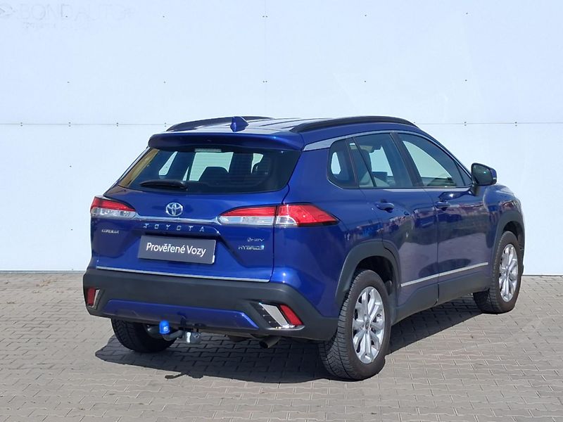 Toyota Corolla Cross 2.0 HSD e-CVT Comfort - fotka 2 z 25
