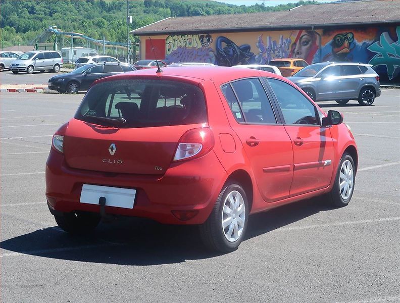 Renault Clio (2013) 1.2 TCe, ČR,1.maj, Serv.kniha - fotka 5 z 14