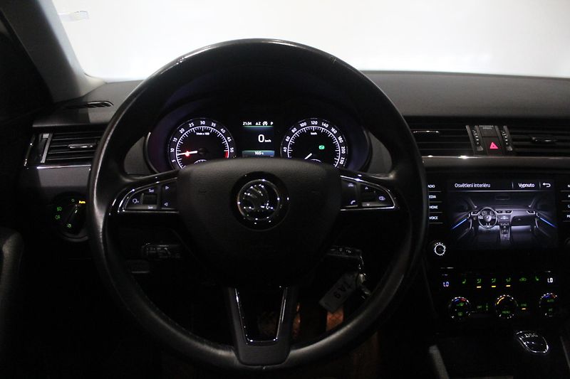 Škoda Octavia (2017) 2.0TDI, 110kW, DSG, FULL LED - fotka 13 z 22