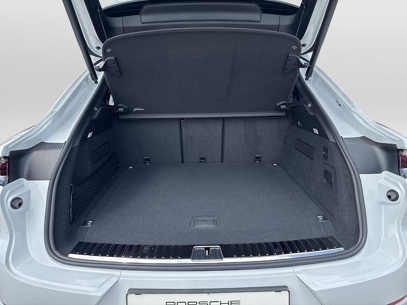 Porsche Cayenne E-Hybrid Coupé - fotka 22 z 30