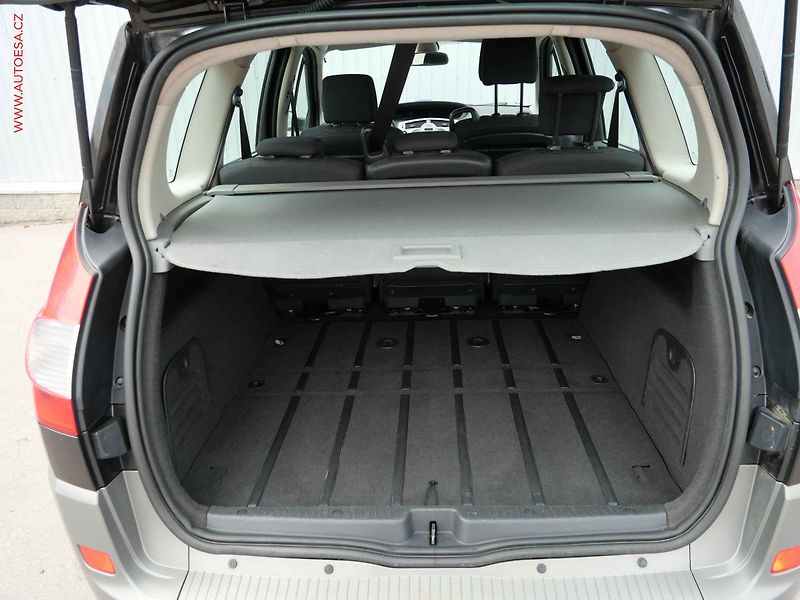 Renault Grand Scénic (2007) 1.5 dCi, AC, temp - fotka 7 z 19