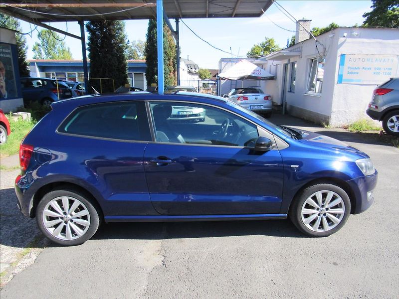 Volkswagen Polo 1,6 TDI 66kW Match - fotka 8 z 31