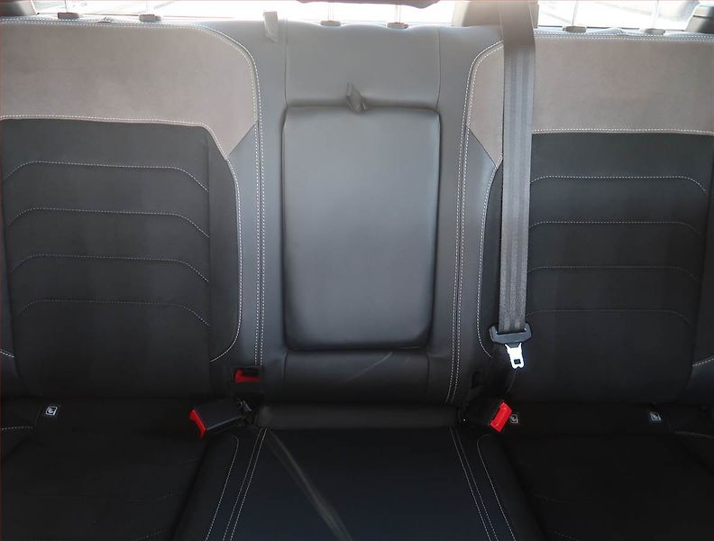 Volkswagen Amarok (2024) V6 3.0 TDI - fotka 10 z 22