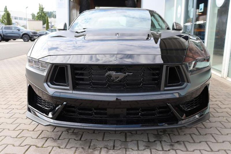 Ford Mustang (2026) 5.0 Dark Horse MagneRide - fotka 3 z 25