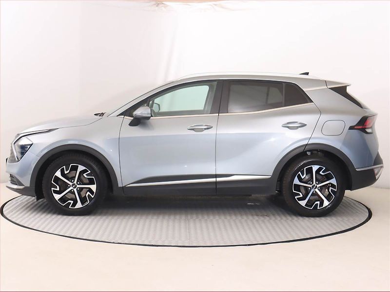 Kia Sportage (2022) 1.6 CRDi MHEV - fotka 3 z 21