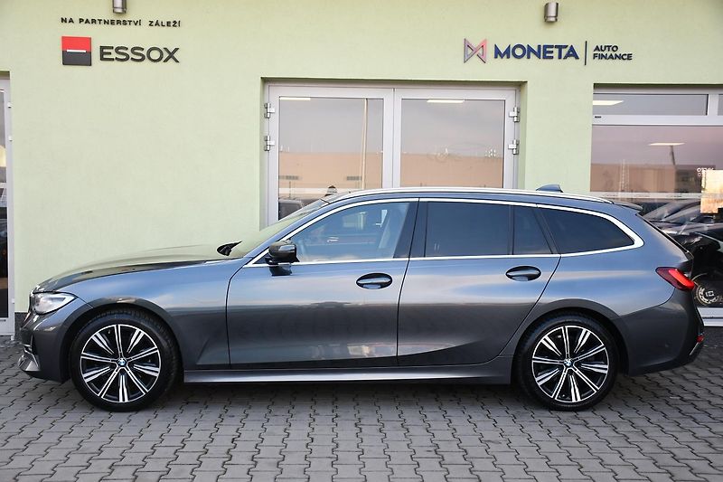 BMW Řada 3 320d xD M-SPORT REZERVACE - fotka 7 z 42