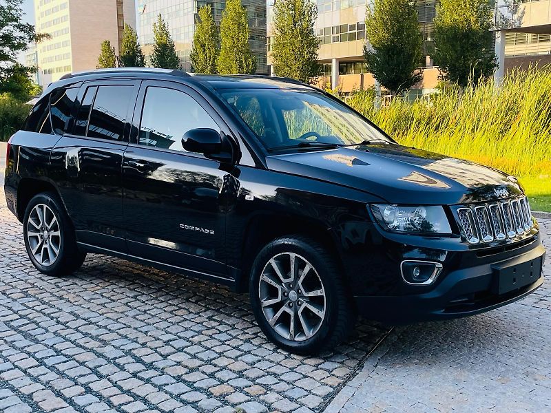 Jeep Compass 2.4i 4x4 AUT KAMERA TAŽNÉ - fotka 9 z 47