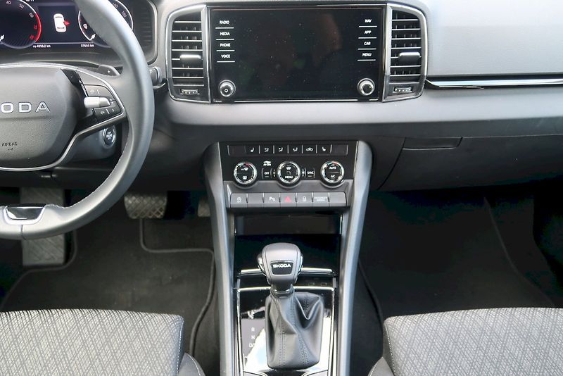 Škoda Karoq (2025) Top Selection 1.5 TSI 110 kW D - fotka 22 z 30